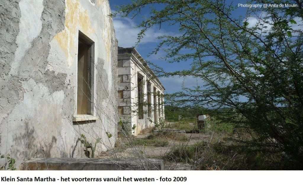 19. Klein Santa Martha voorterras vanuit het westen 2009